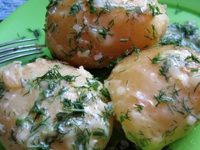 Вареная картошка с чесноком