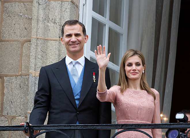Королева Іспанії Летиція в сукні від Zara