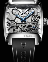  Tag Heuer выпускает часы из платины