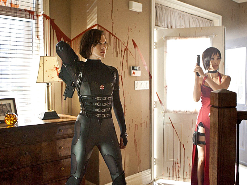 Кадри з фільму Оселя зла 5