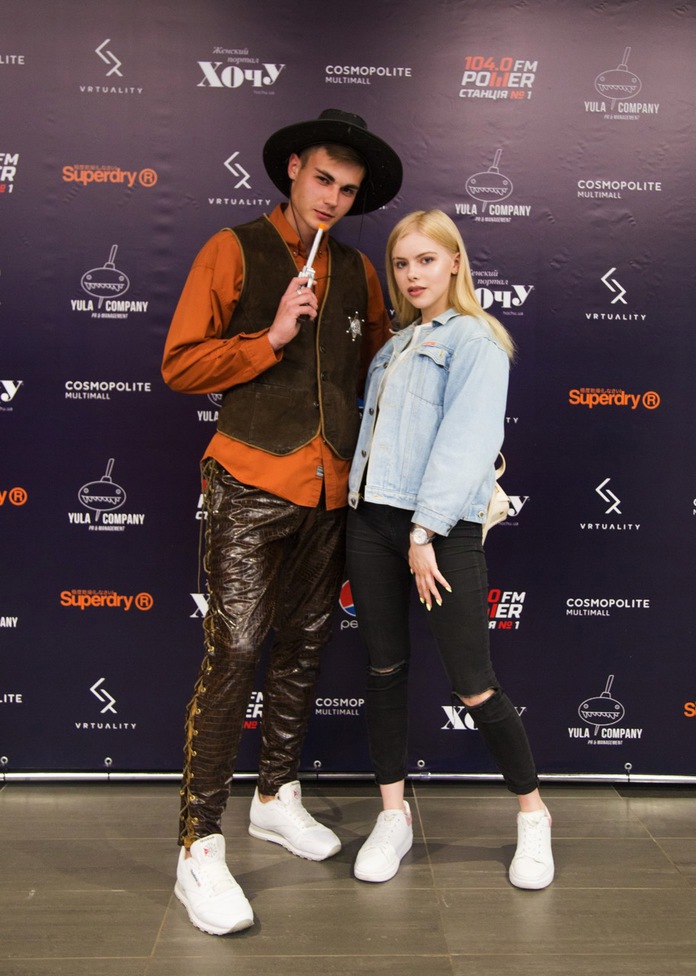 В Киеве прошла селебритиз-презентация игры RevolVR "Дикий запад"