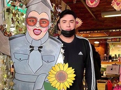 Андрій Данилко показав архівні фото з Гелею із «СВ-шоу»