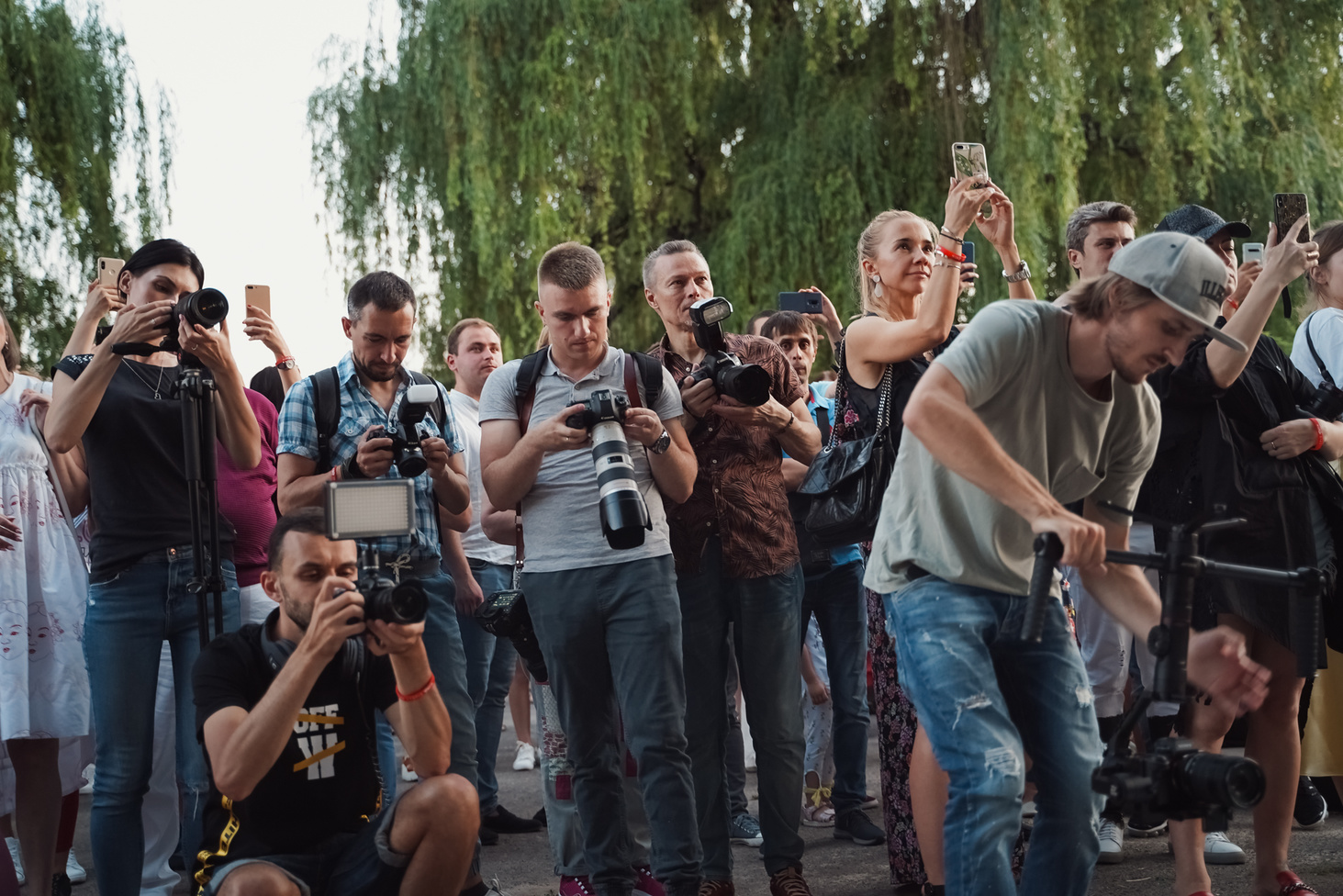 Киевская Точка G: On I Ona впервые создали иммерсивное шоу в ботсаду