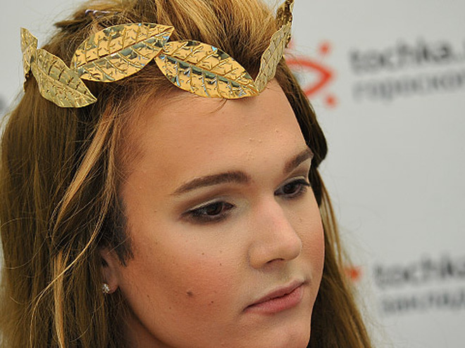 Борис Апрель