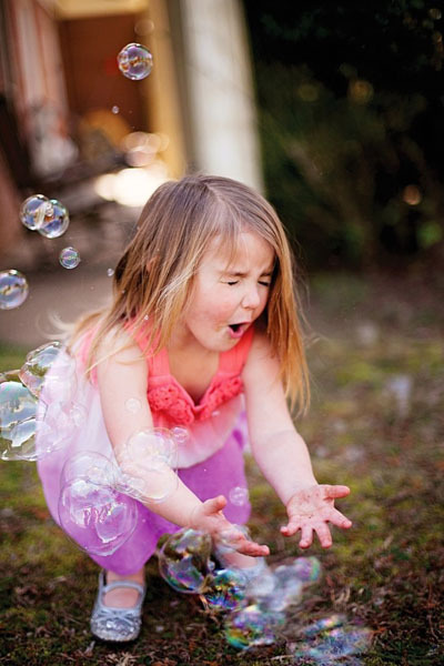 Мыльные пузырьки. Что еще нужно для счастья