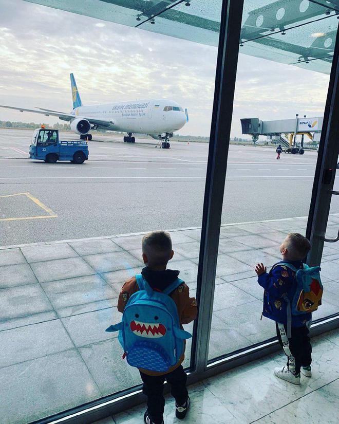 MONATIK с сыновьями в Вене