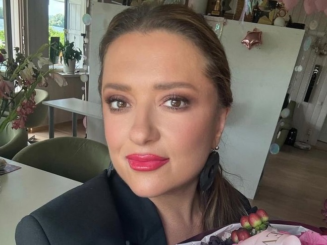 Могилевська знялася зі старшою дочкою та показала себе у шкільному віці