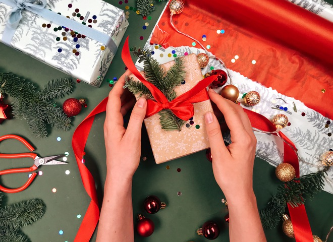 Шукай під подушкою: 10 варіантів подарунків до Миколая