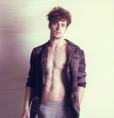 Аарон Тейлор-Джонсон 