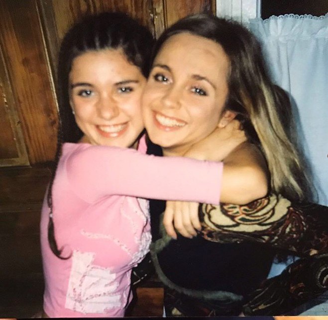 Лилия Ребрик с сестрой Юлианой