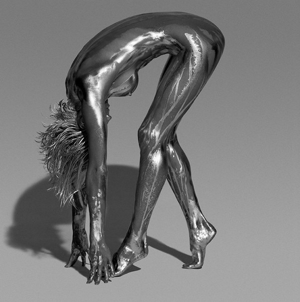 "Серебряный взгляд" на женское тело от Гвидо Арджентини