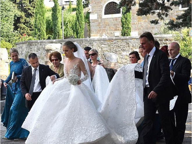 Весільна сукня Вікторії Сваровські