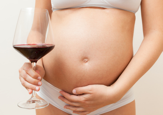 Червоне вино під час вагітності: за і проти