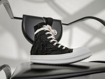 Козловський висловився про майбутнє поповнення у сім'ї