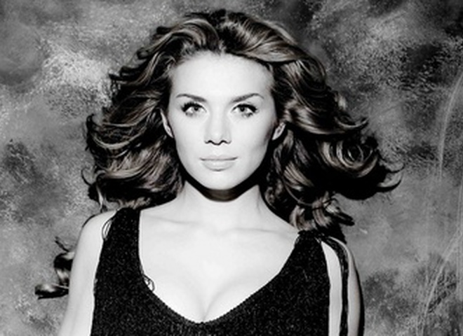 Анна Седокова записала новую песню