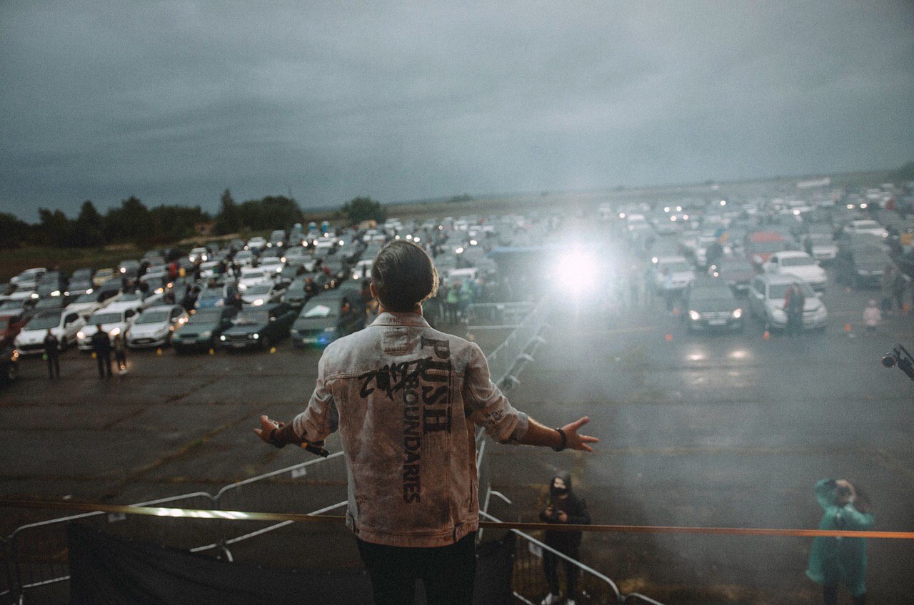 БЕZ ОБМЕЖЕНЬ