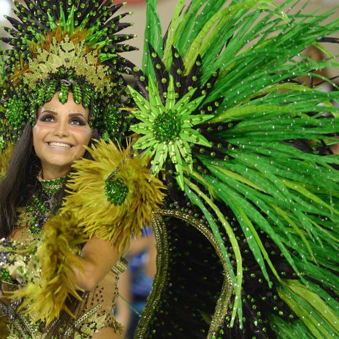 Фото: Бразилия карнавал женщины.