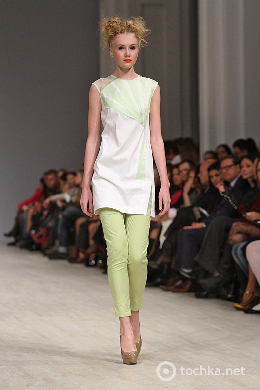 Показ Татьяна ЗЕМСКОВА / Елена ВОРОЖБИТ