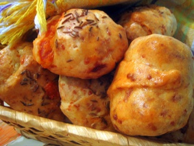 Сырные рогалики