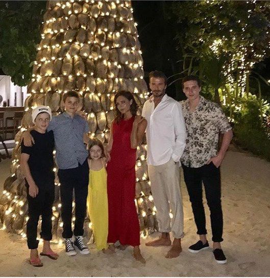 Новый год 2017: звезды показали, как и с кем отметили праздник