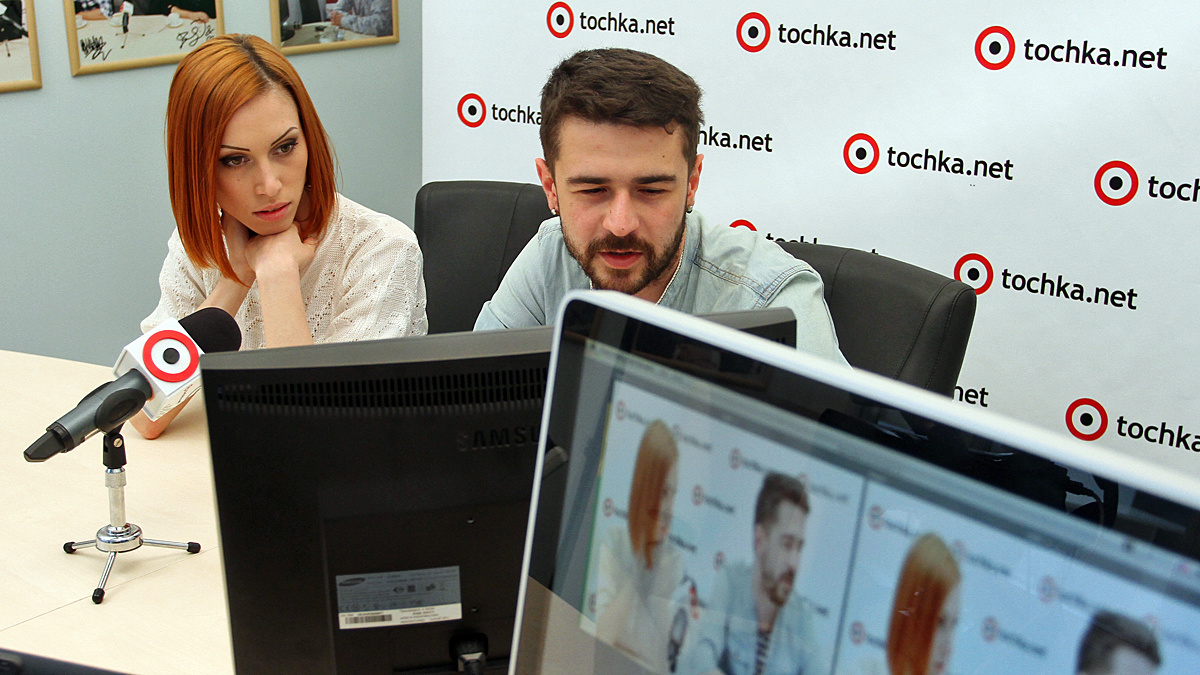 Алёна Мун, Паша Парфений