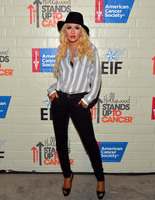 Hollywood Stands Up To Cancer