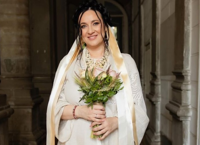 Вагітна Соломія Вітвіцька вдруге вийшла заміж за коханого-військового