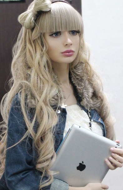 Анжелика Кенова - барби из Москвы