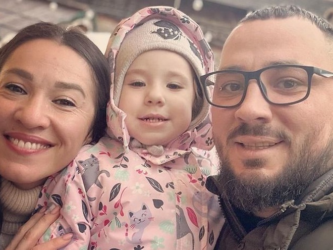 «Хотілося б розповісти більше»: Наталка Карпа зізналася, де слугує її чоловік