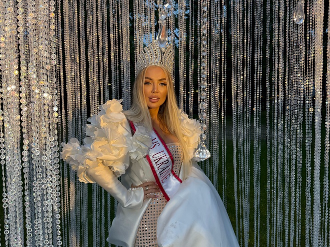 Юліанна Дружиніна з Луцька — "Mrs. Ukraine World International" і представить Україну в США