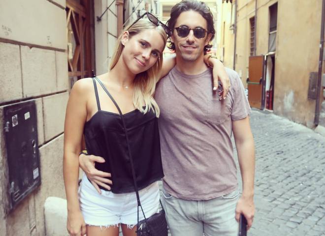 Клэр Холт (Cover)