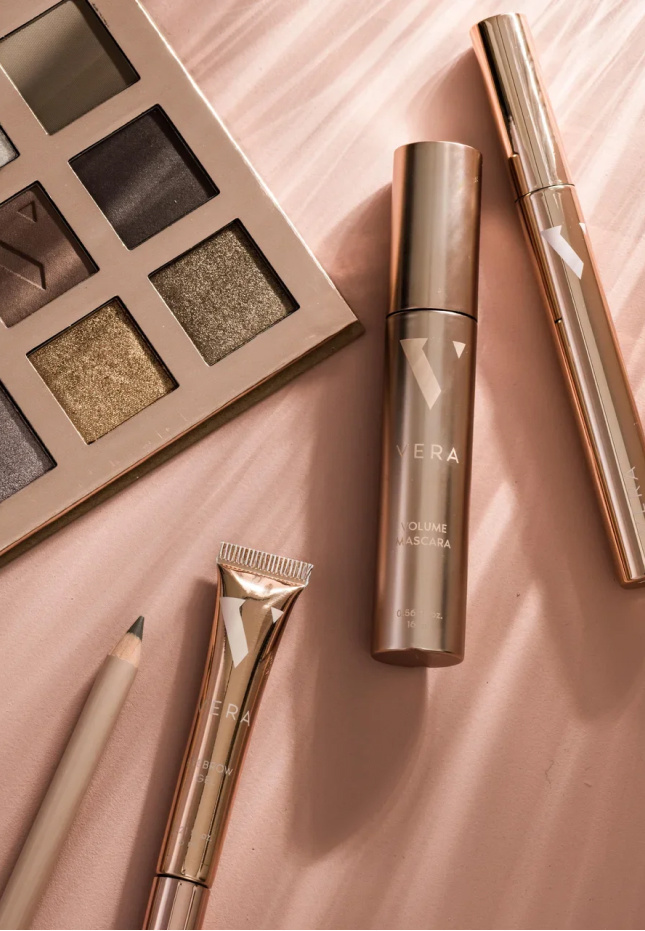 Вера Брежнева основала собственный косметический бренд