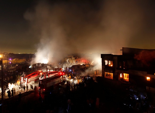 Авиакатастрофа в Карачи