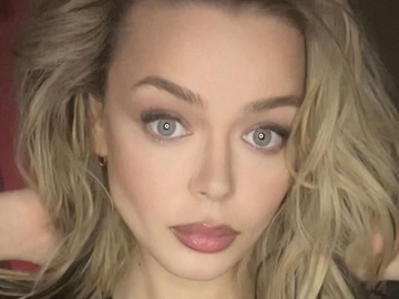 "Завжди відверта з вами": Гросу в персиковому розповіла про раніше замовчуване