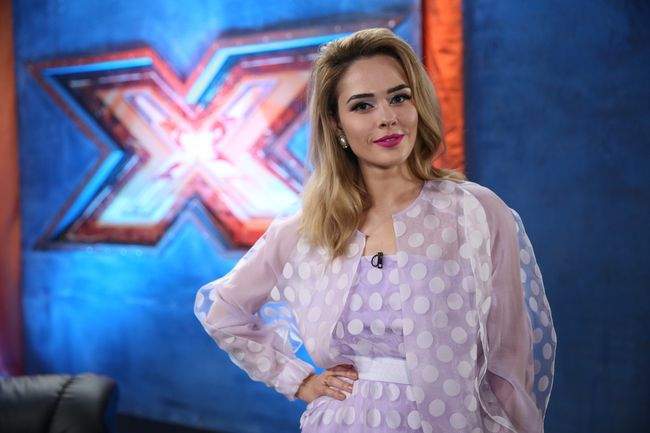 Юлия Санина