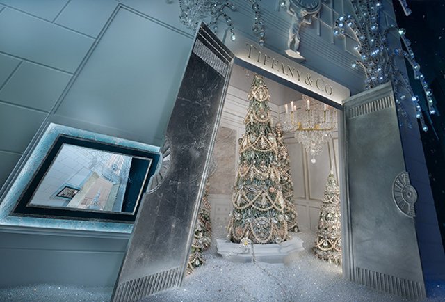 Найгарніші різдвяні вітрини світу: Tiffany & Co.
