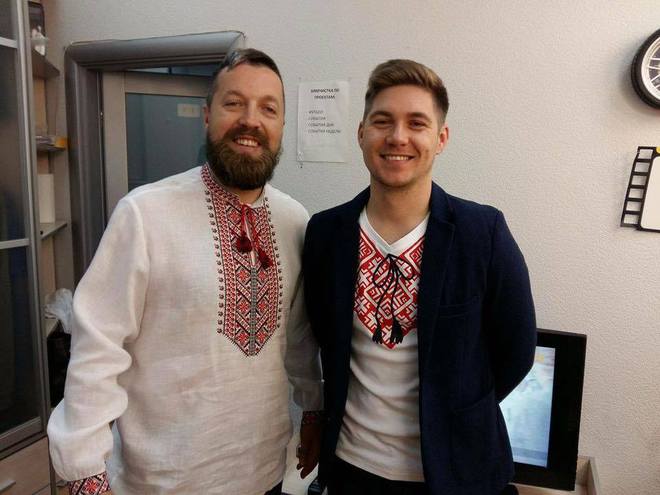 знаменитості в вишиванках