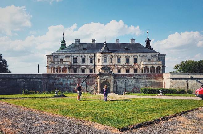 Найкрасивіші замки України