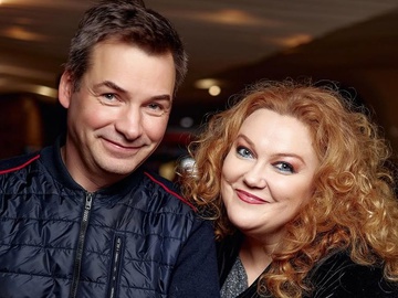 Зірка «Скажених сусідів» Леся Самаєва привітала чоловіка із 24-річчям шлюбу