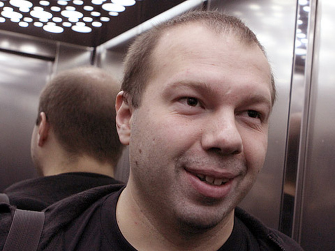 Денис Олейников