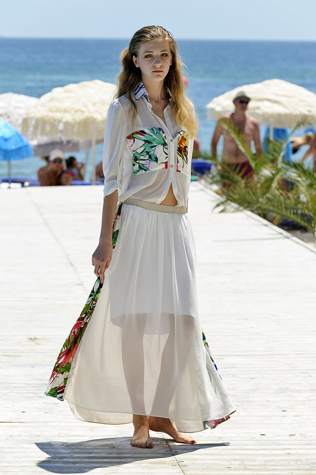 Holiday Fashion Week:SWIMWEAR FASHION SHOW BY ALEXANDRA TANAIS