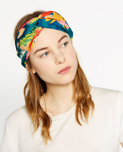 Укороченный топ: как и с чем носить