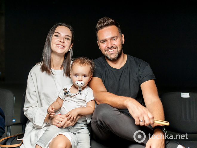 Тимур Мирошниченко с семьёй