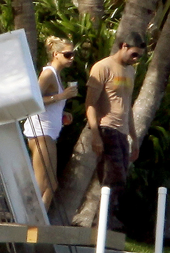 Анна Курнікова та Енріке Іглесіас