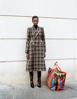 Balenciaga: рекламная кампания под руководством Демны Гвасалия Balenciaga: рекламная кампания под руководством Демны Гвасалия