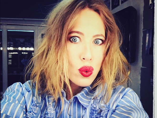 Ксения Собчак родила: звезды поздравили телеведущую 