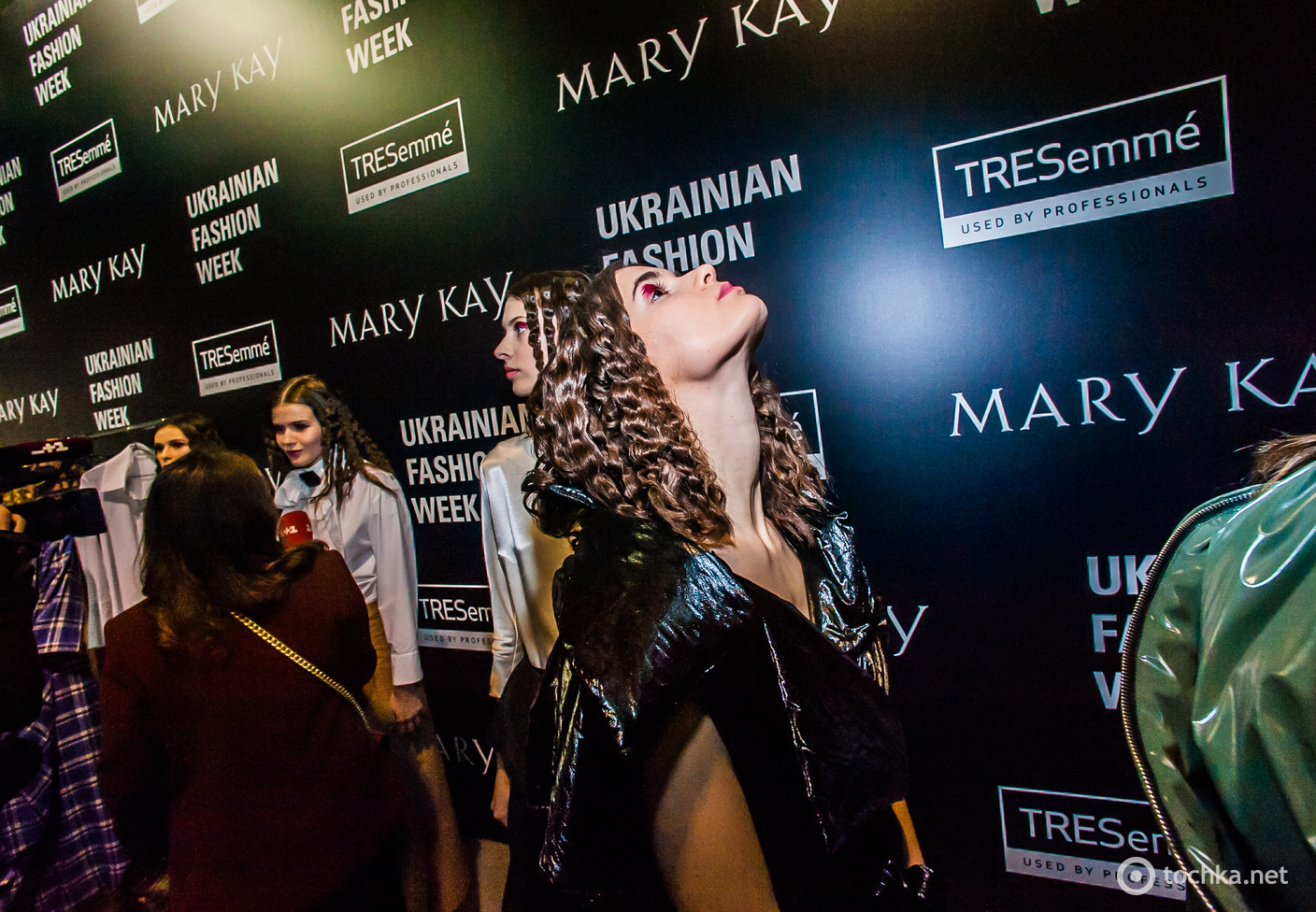 Backstage первого дня UFW FW20/21