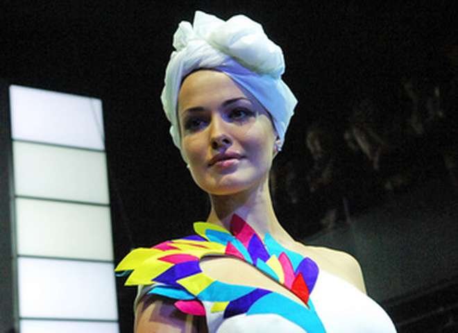 Певица каждое утро занимается медитацией