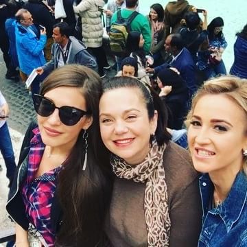 Бузова в Италии