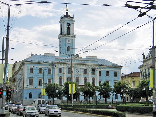 Старовинний годинник України: Чернівецька ратуша